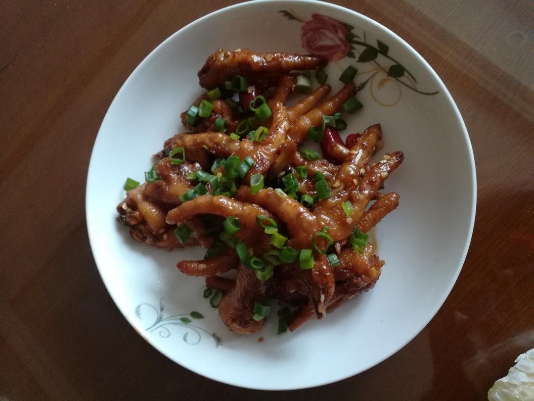 香辣烧鸡爪