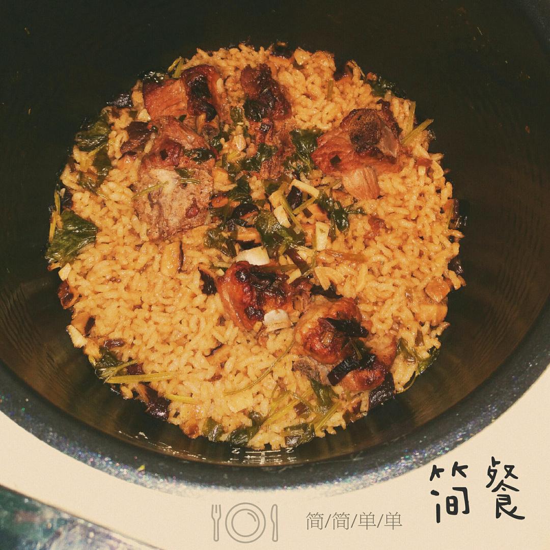 喷香排骨焖饭（爆好吃）