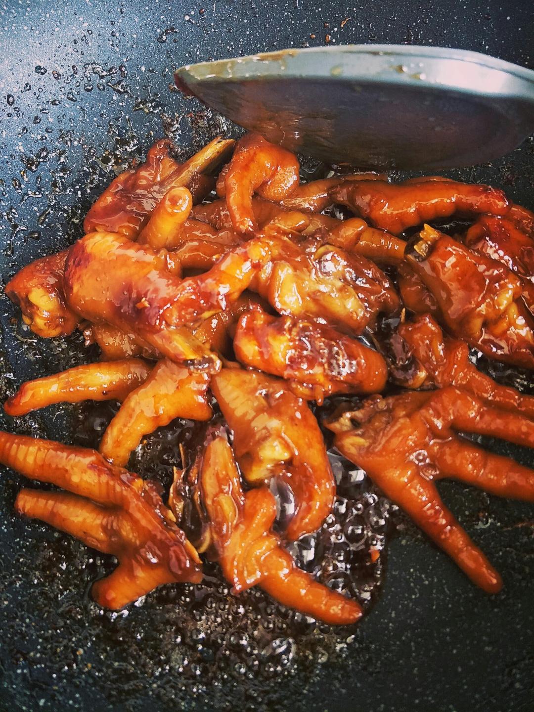 香辣烧鸡爪