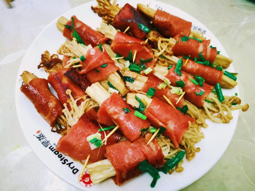 快手十分钟【金针菇培根卷】