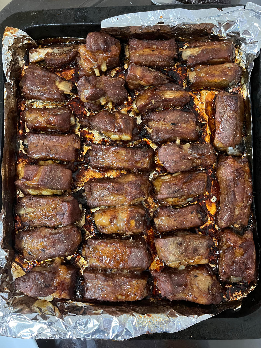 最简单的焦香软糯烤猪肋排