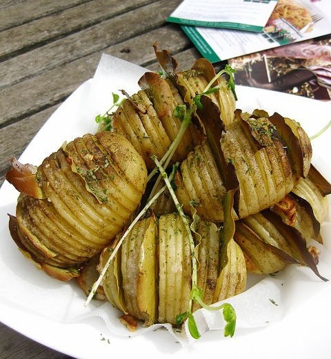 瑞典月桂烤土豆的做法