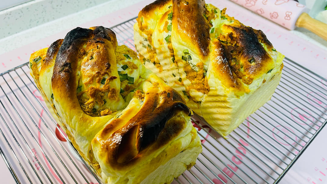 香葱肉松手撕吐司