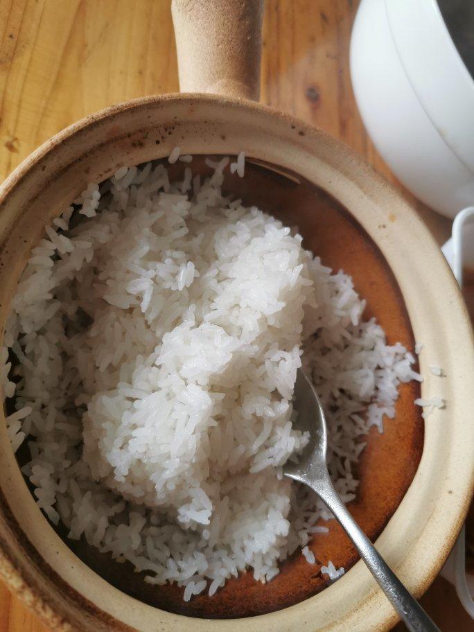 砂锅米饭，用煤气灶做出柴火饭的味道