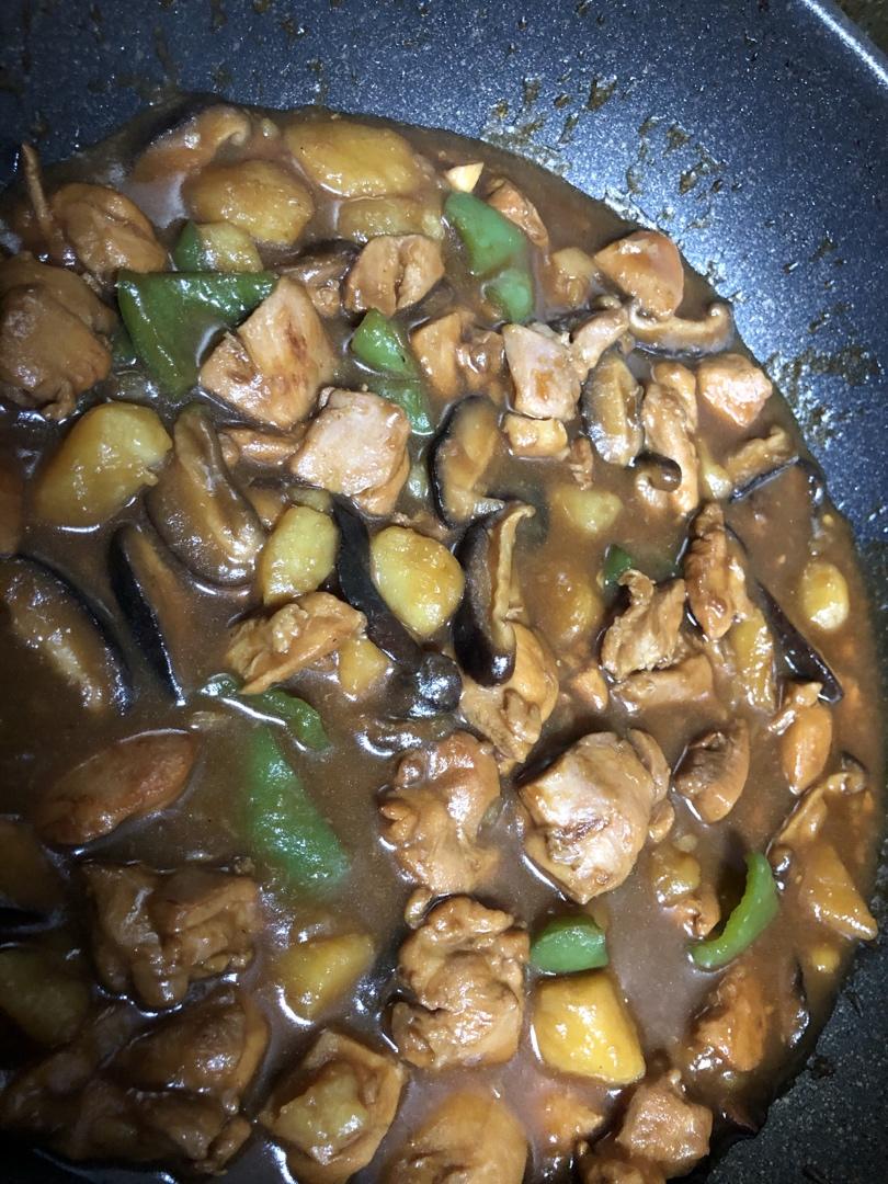 黄焖鸡米饭