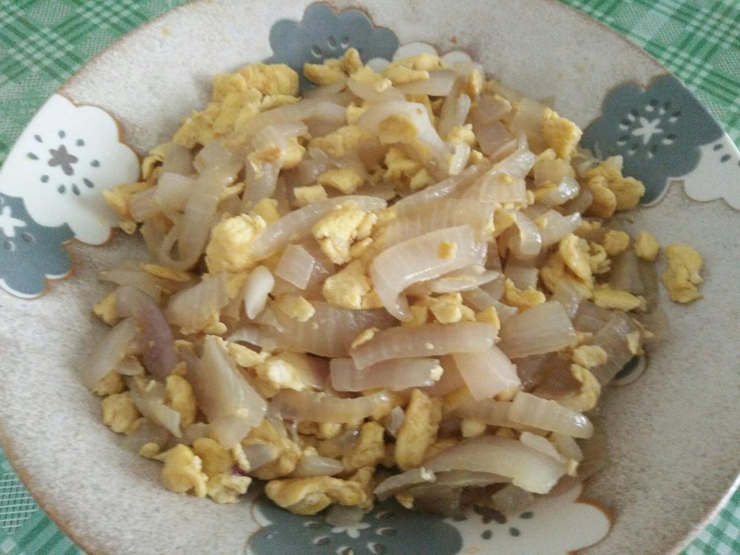 洋葱炒鸡蛋