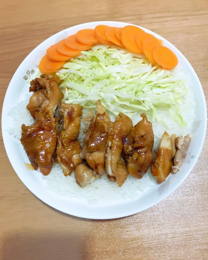 照烧鸡腿饭