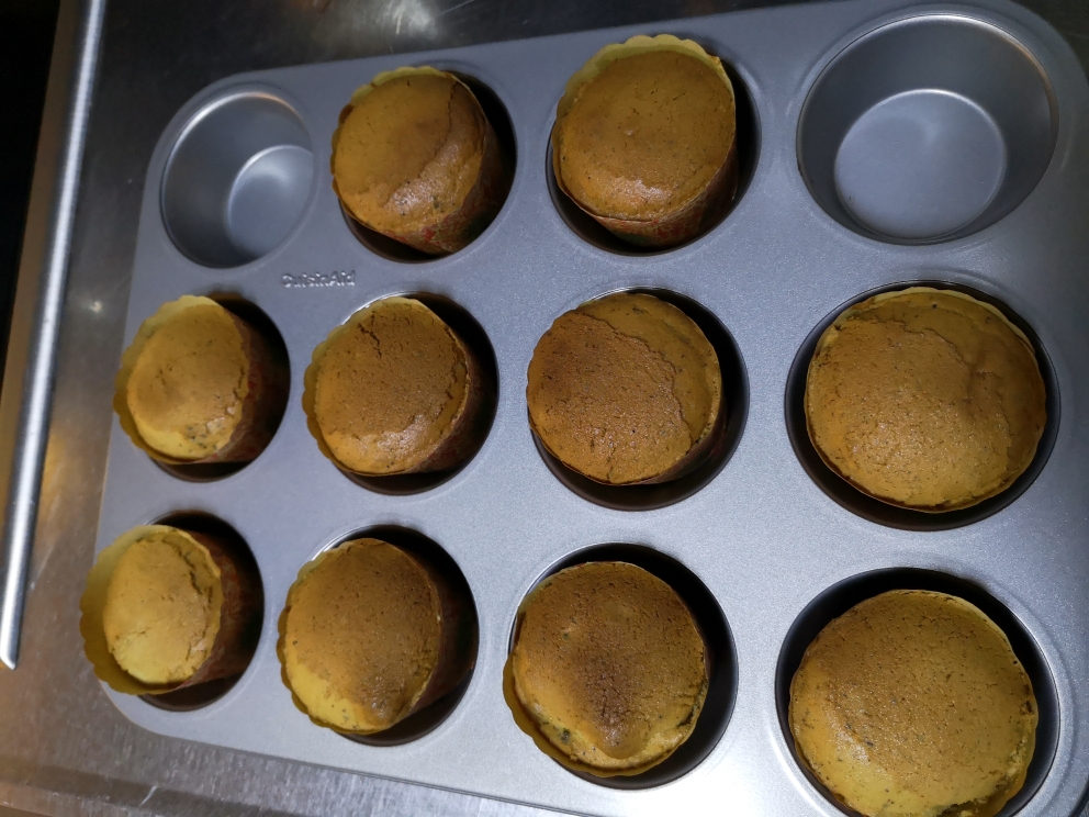 纯蛋黄海绵蛋糕的做法 步骤5
