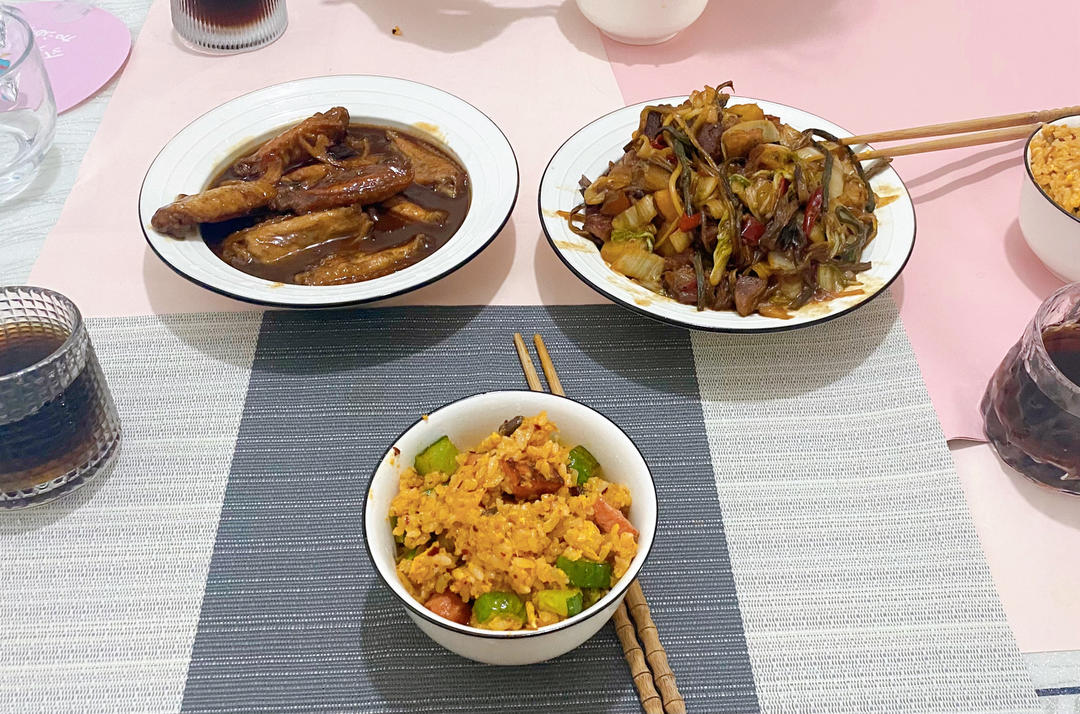 老干妈蛋炒饭(教你如何处理隔夜饭)