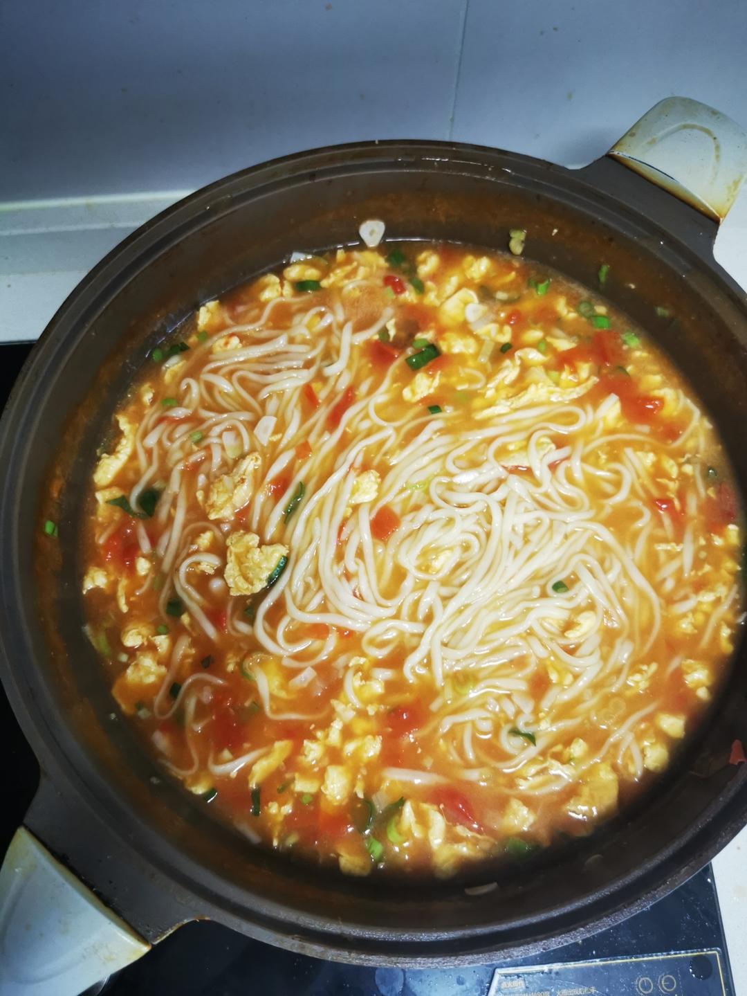 恨不得抱着锅舔的番茄鸡蛋面