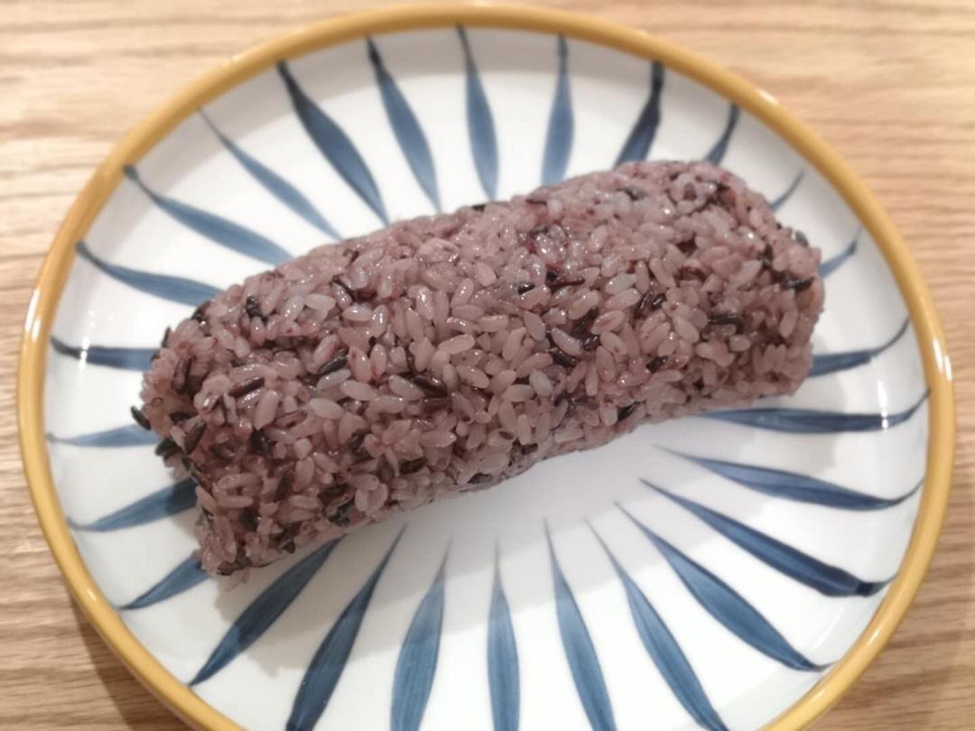 紫米粢饭团