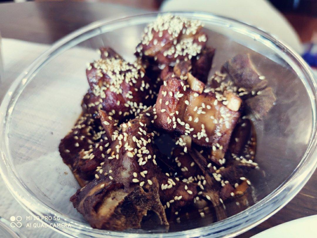 最简单最好吃的红烧排骨