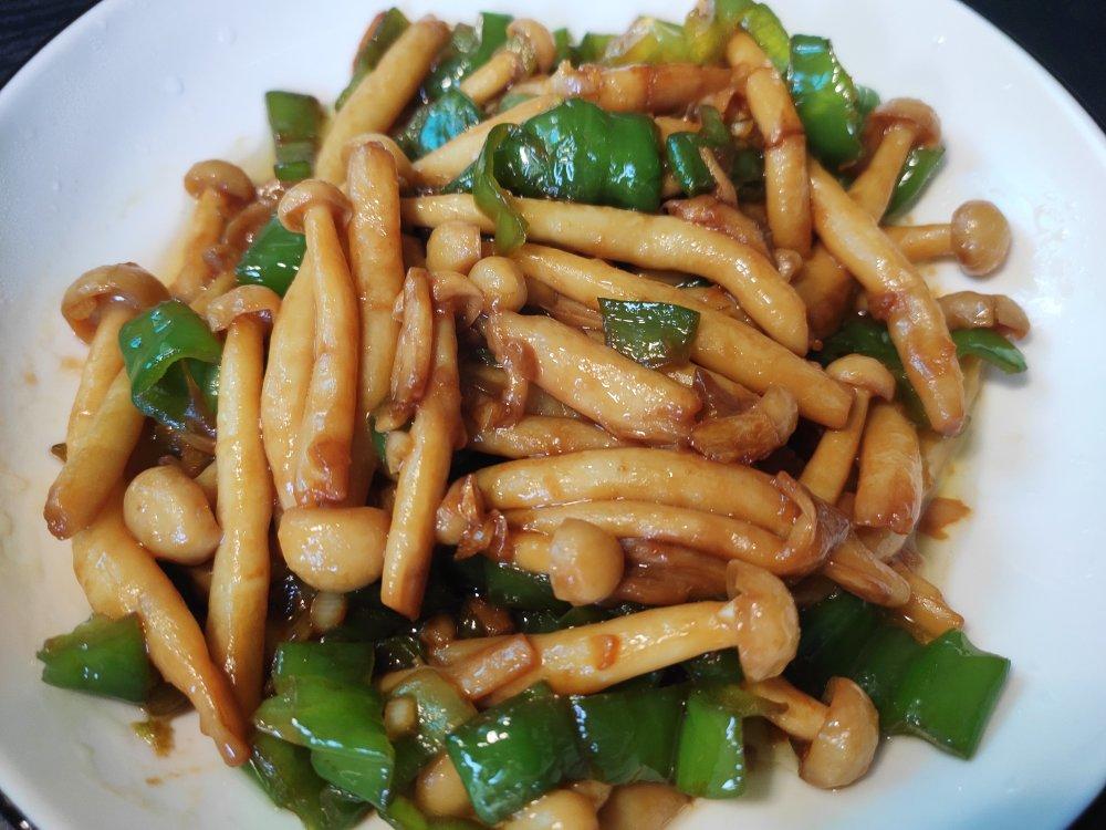 学做饭的哲做的青椒海鲜菇