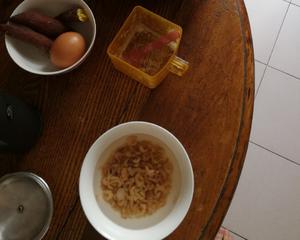 西葫芦（茭瓜）海米肉丁打卤面的做法 步骤2