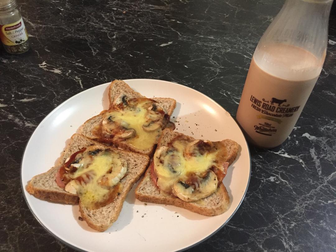 快手披萨（微波炉版）