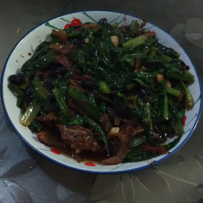 豆豉鲮鱼炒油麦菜