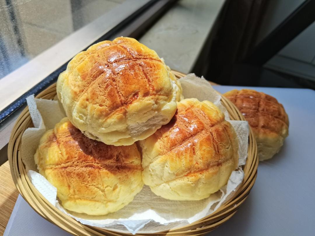 香酥柔软的港式菠萝包