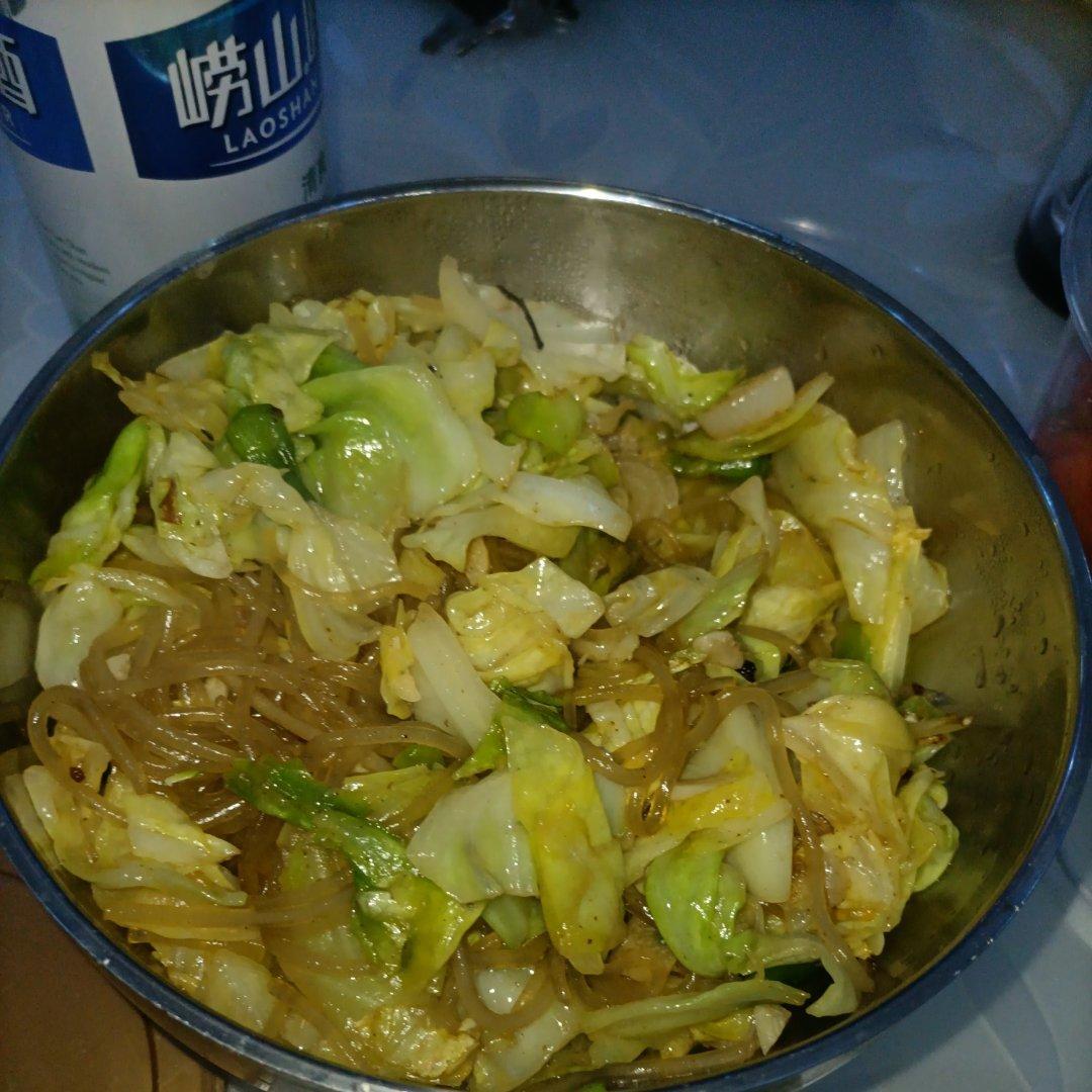 茴子白炒粉条