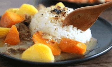椰香浓郁的日式土豆牛肉咖喱饭的做法 步骤10