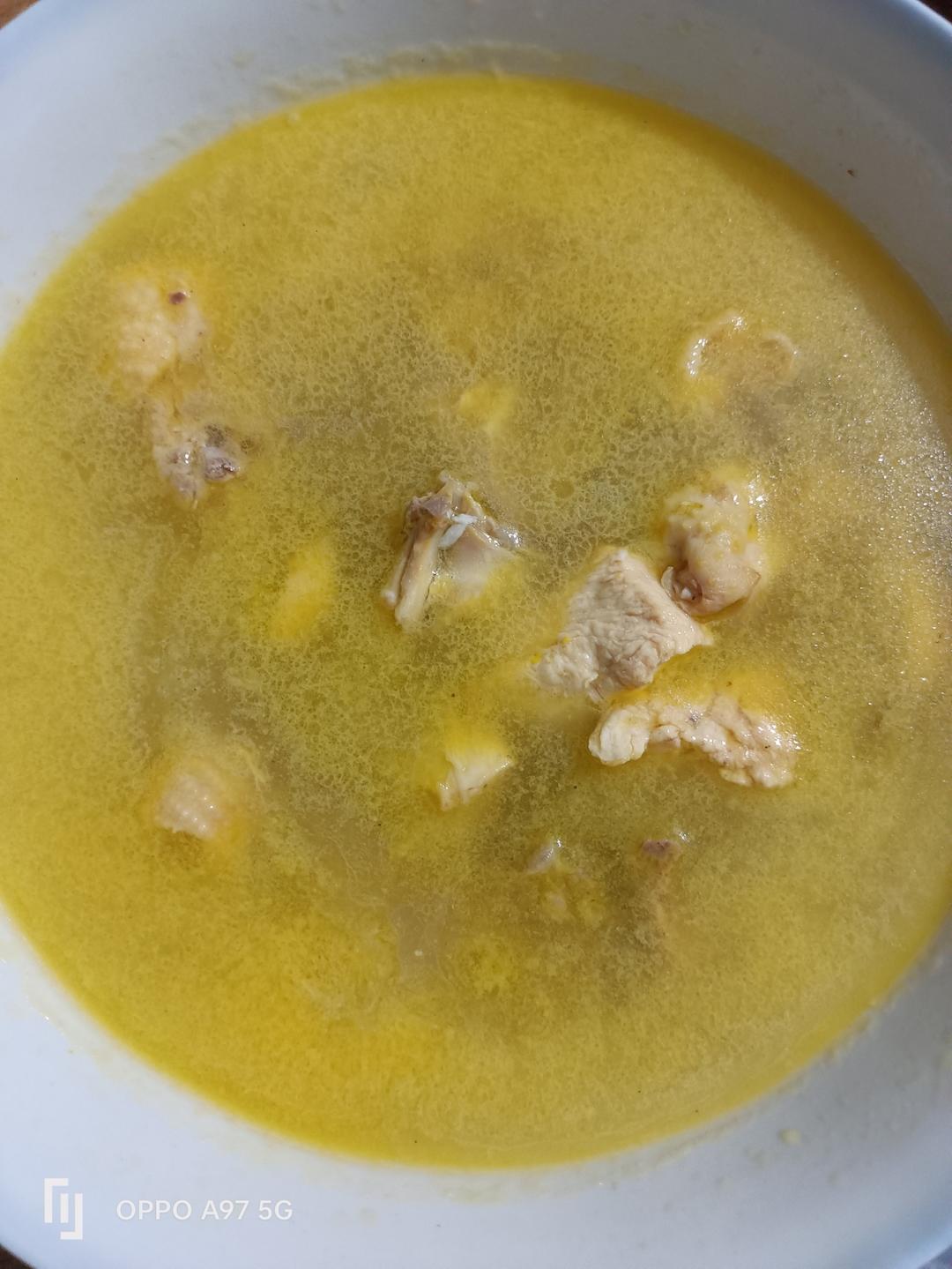 原汁原味土鸡汤