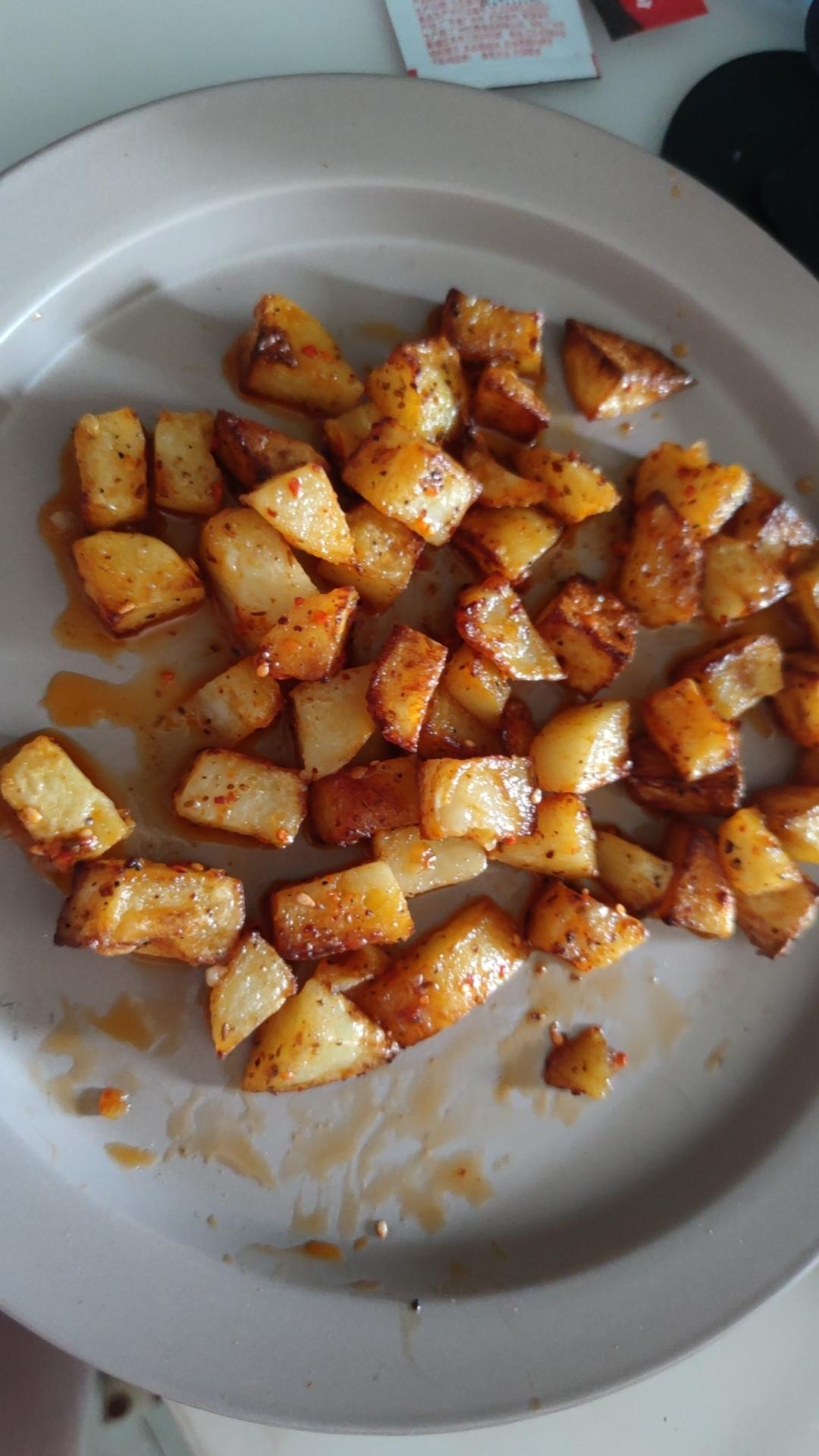 空气炸锅版烤薯角（烤土豆）