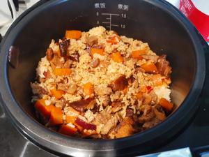 胡萝卜香菇牛肉焖饭的做法 步骤10