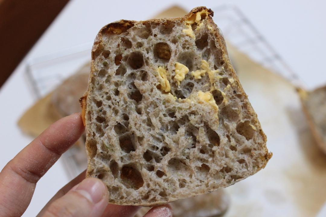 🧀谁动了我的奶酪？丨黑椒芝士恰巴塔