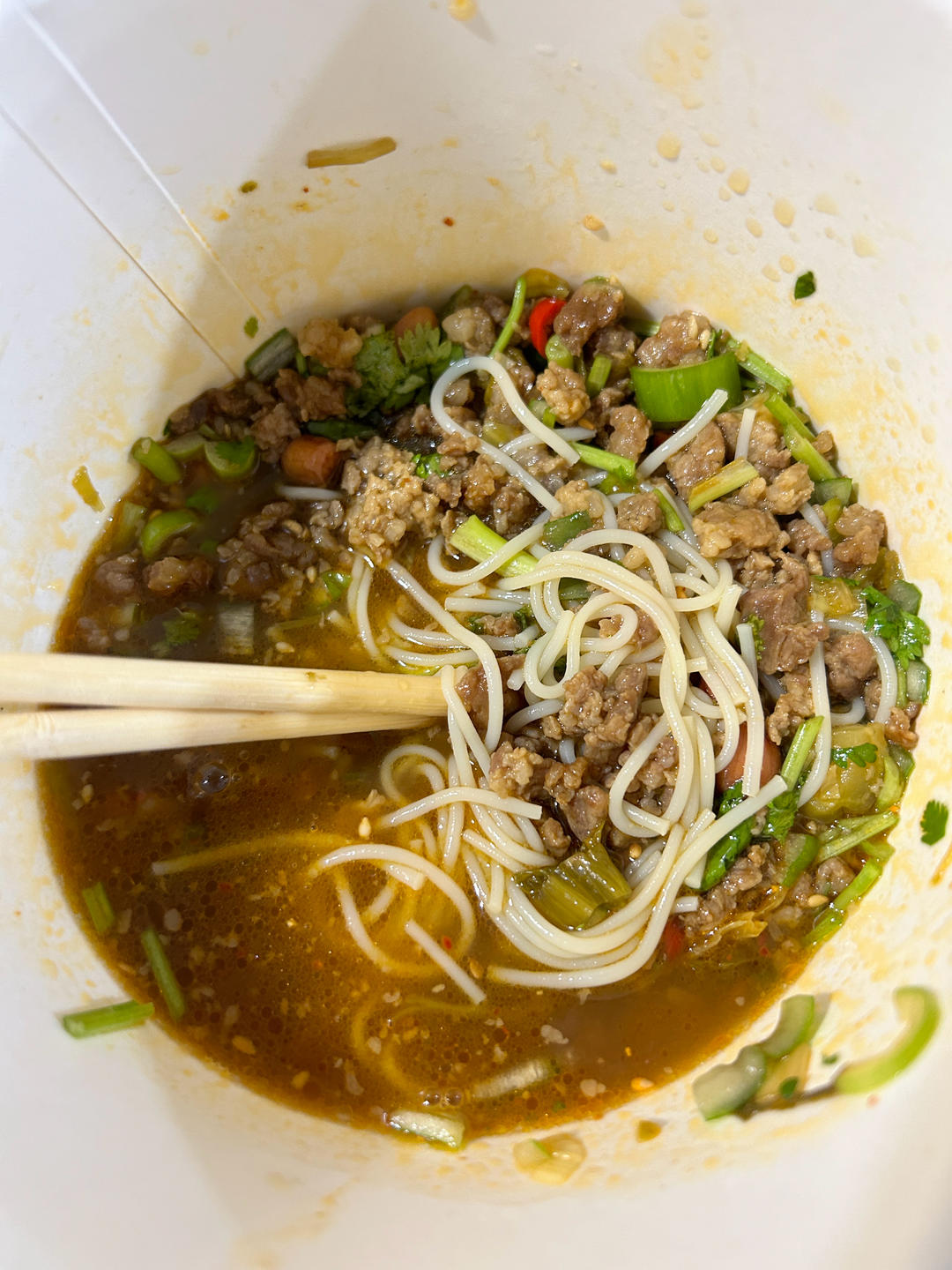酸菜肉沫米粉的做法