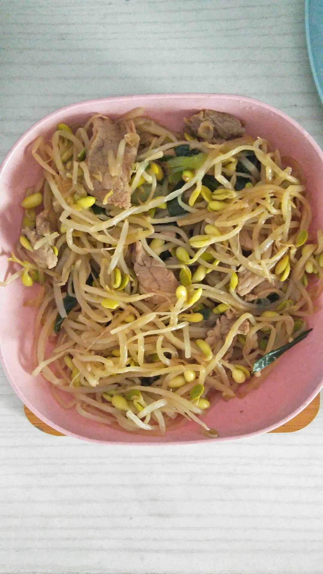 豆芽炒肉