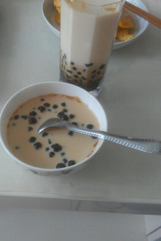 黑糖珍珠鲜奶-在家喝鹿角巷