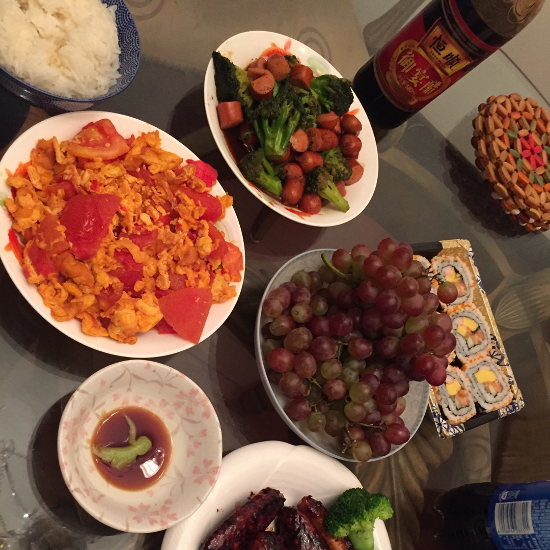 {☀快手晚餐☀}火腿肠滑蛋西兰花