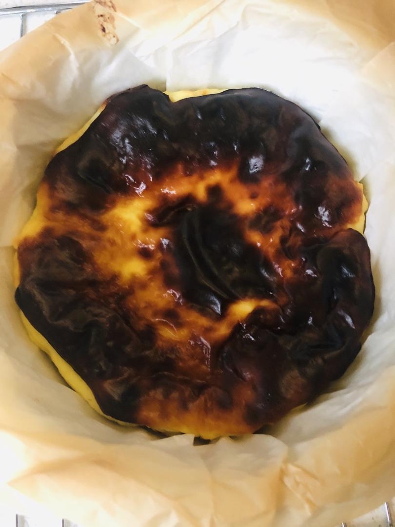 巴斯克焦芝士蛋糕🍮Basque Burnt Cheesecake