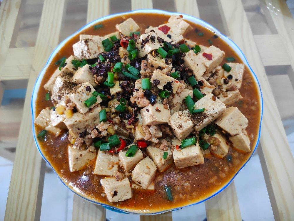 厨师长教你：“麻婆豆腐”的正宗做法，麻香味十足