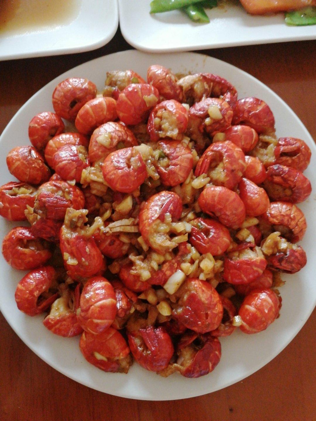 蒜香龙虾尾