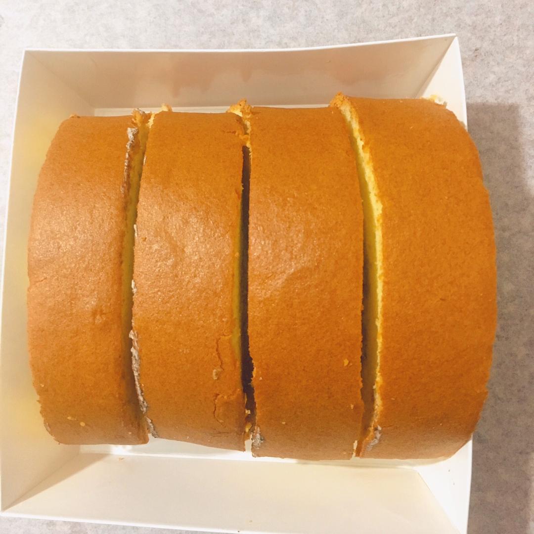 胖乎乎奶油芒果卷/不开裂不掉皮全过程详细图解烘焙视频/蛋糕篇6：「厚卷」