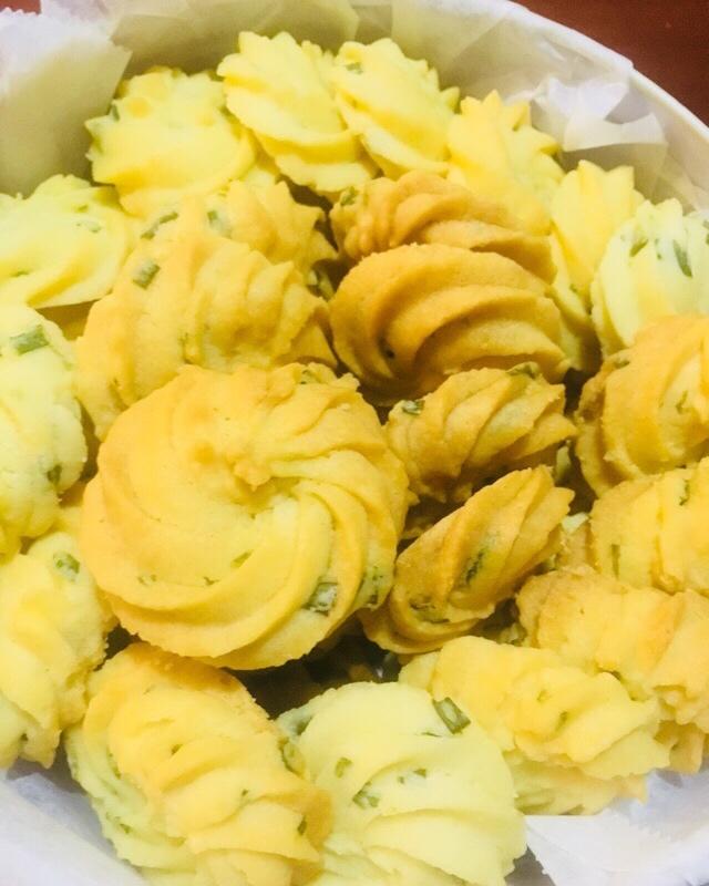 老板，来一斤曲奇，多放葱花