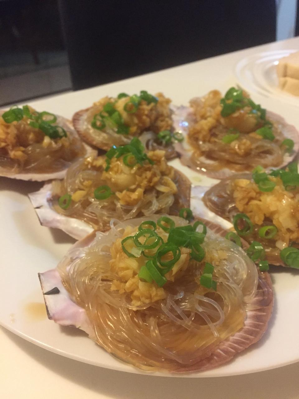 蒜蓉粉丝蒸扇贝