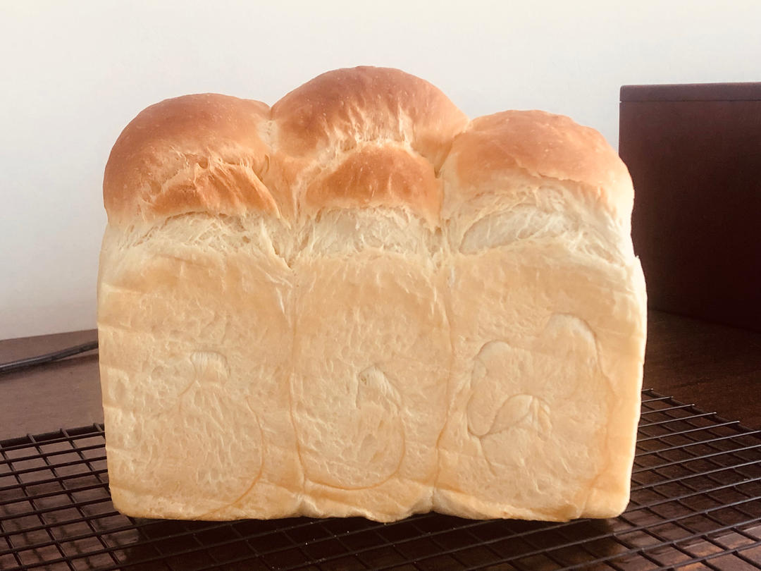 吴克己大师的手撕炼乳吐司