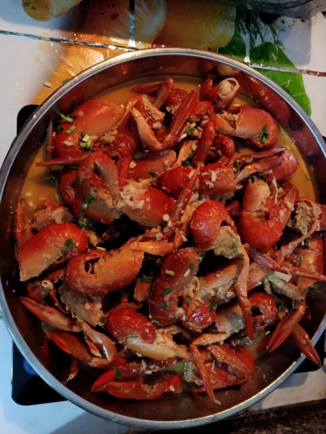 橘丽丝的蒜蓉小龙虾