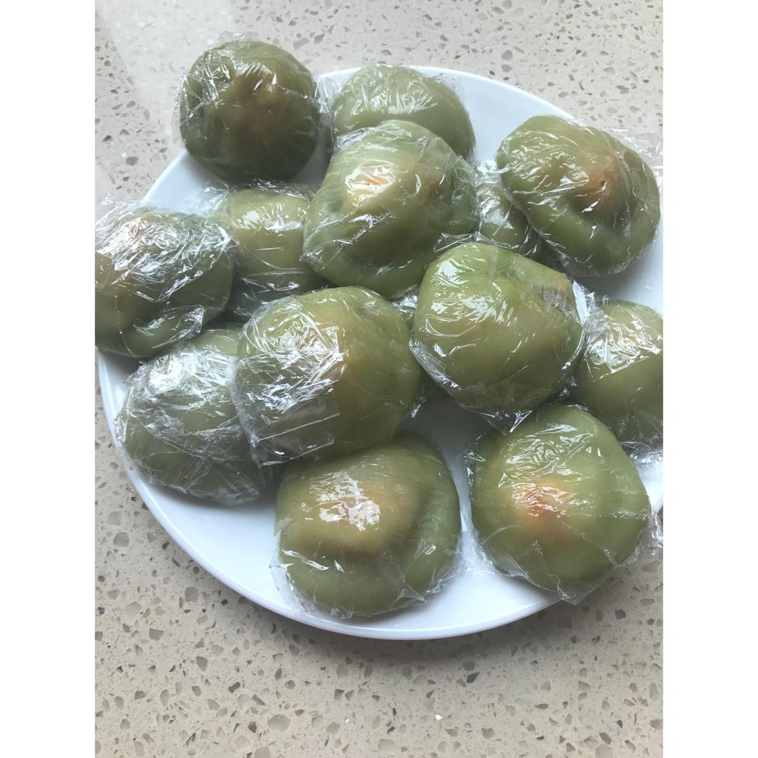 网红青团～～咸蛋黄肉松青团