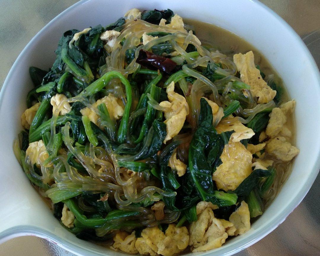 菠菜鸡蛋炒粉条《糖门秘制》的做法