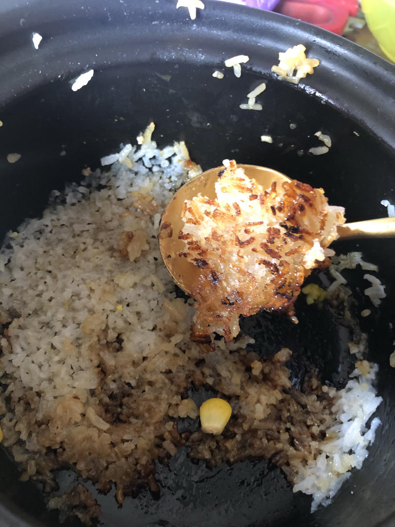 正宗广式砂锅煲仔饭的做法