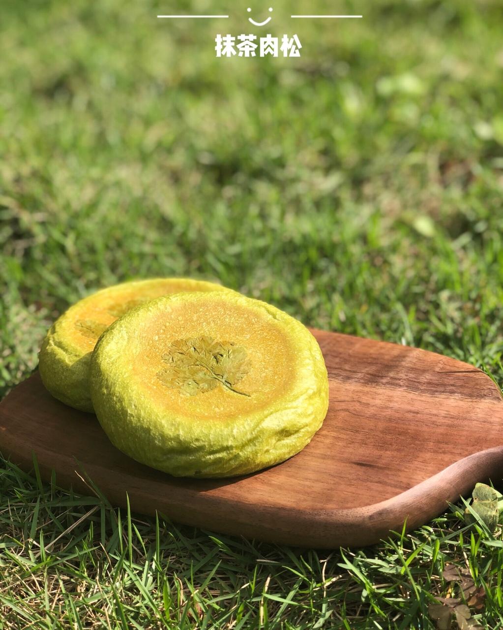 日式抹茶肉松面包