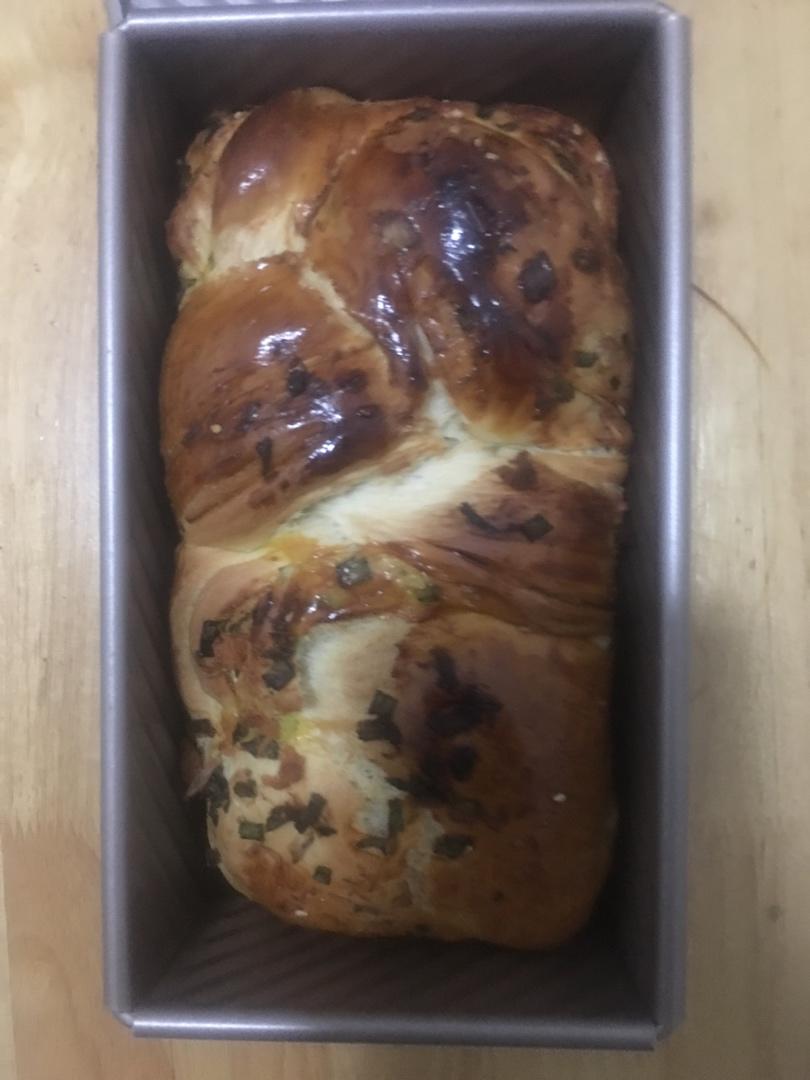 宵种香葱肉松吐司