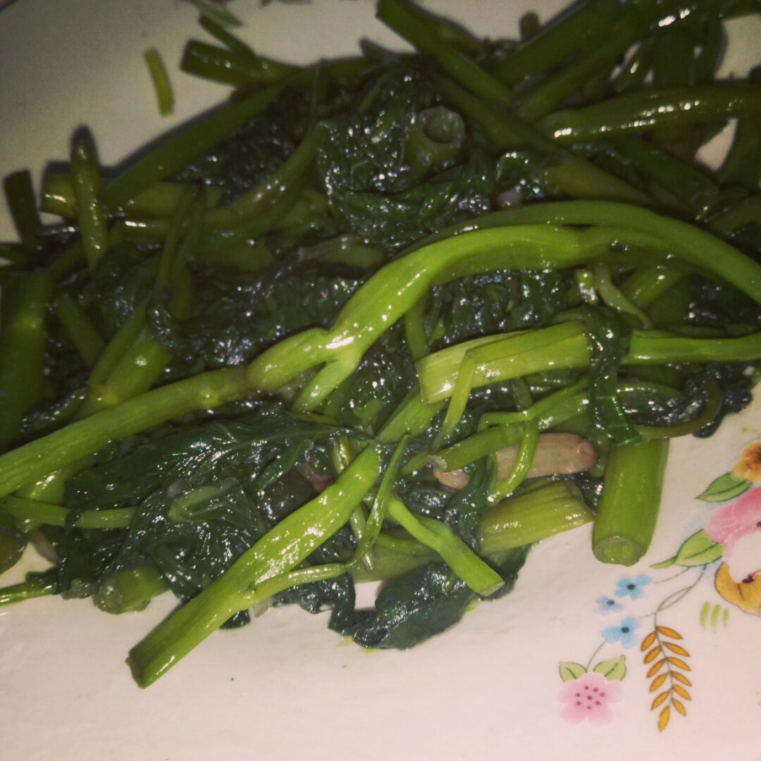 清炒空心菜