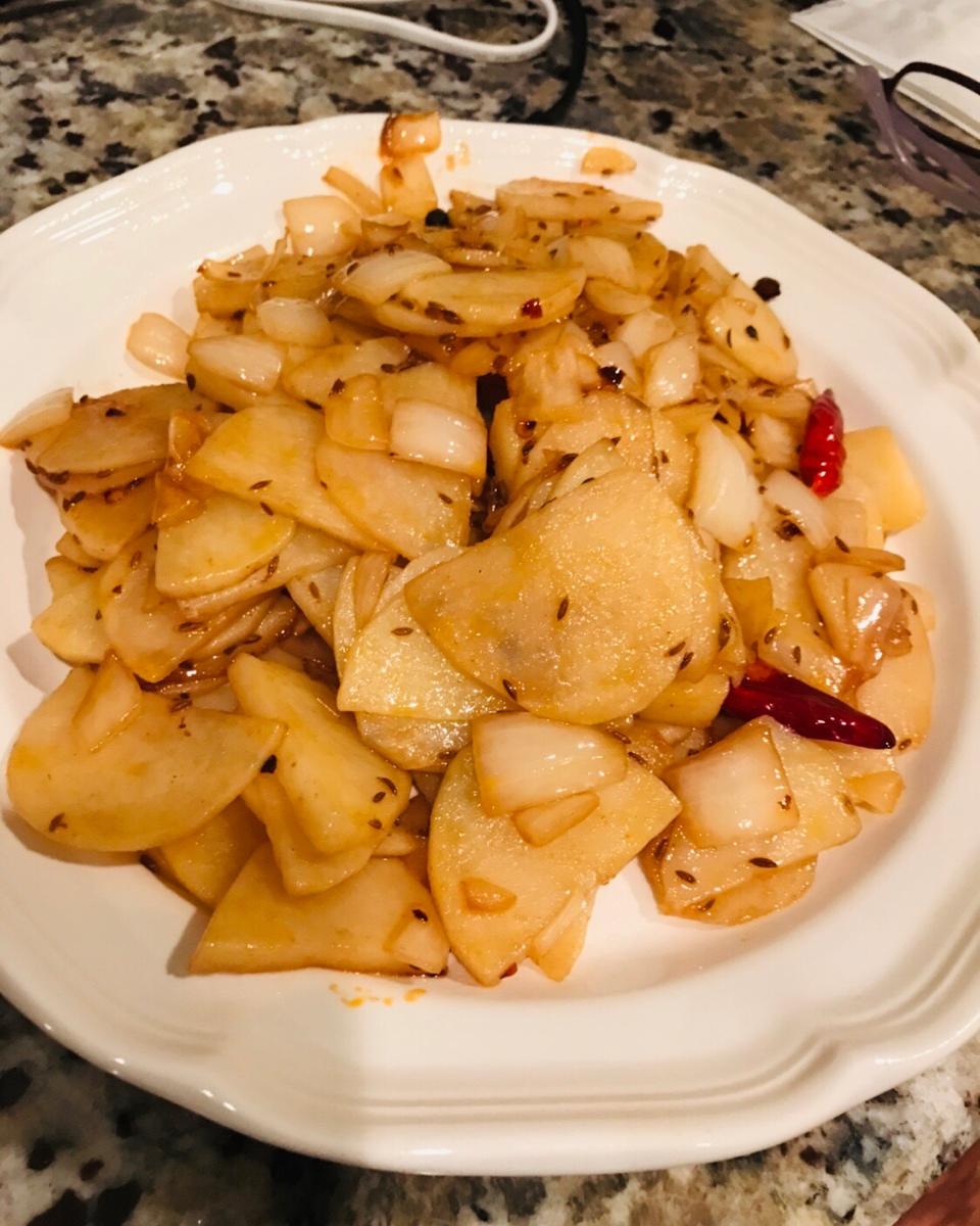孜然洋葱土豆片