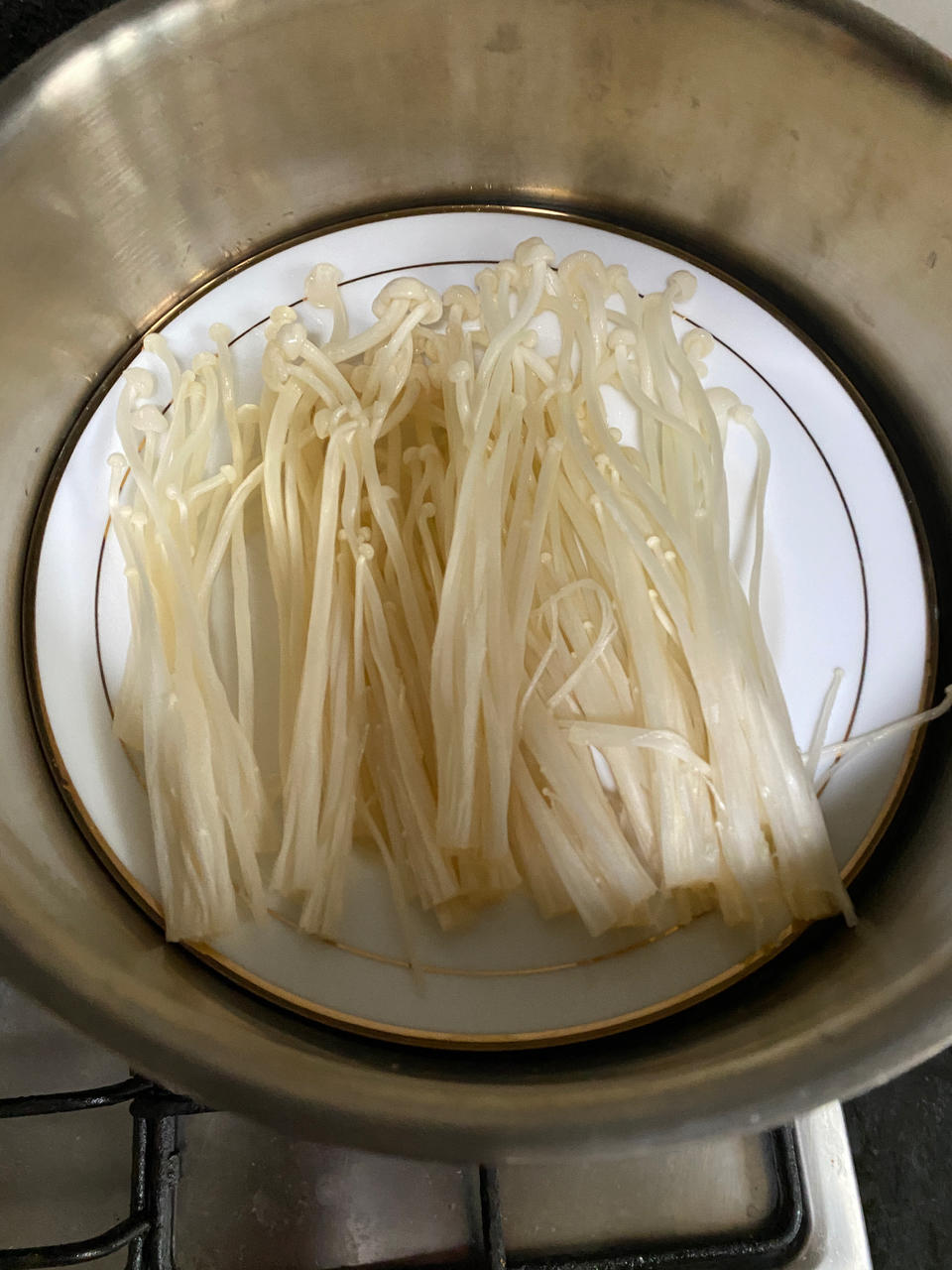 蒜蓉蒸金针菇