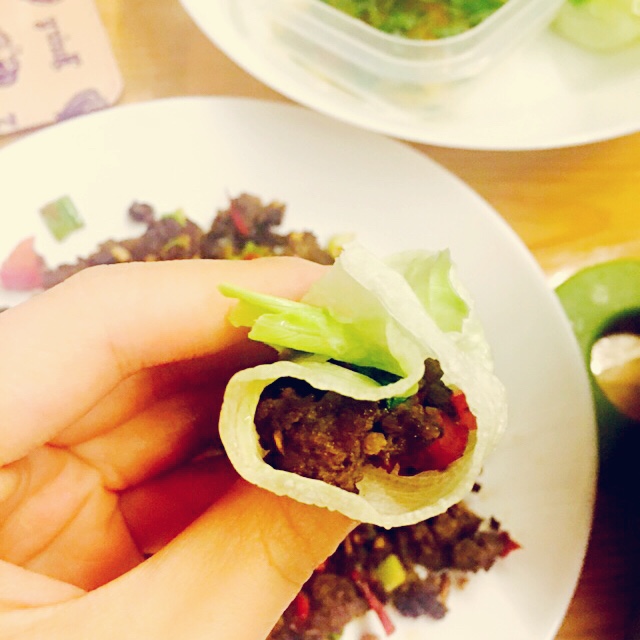 【终极烹饪课程】辣牛肉生菜卷
