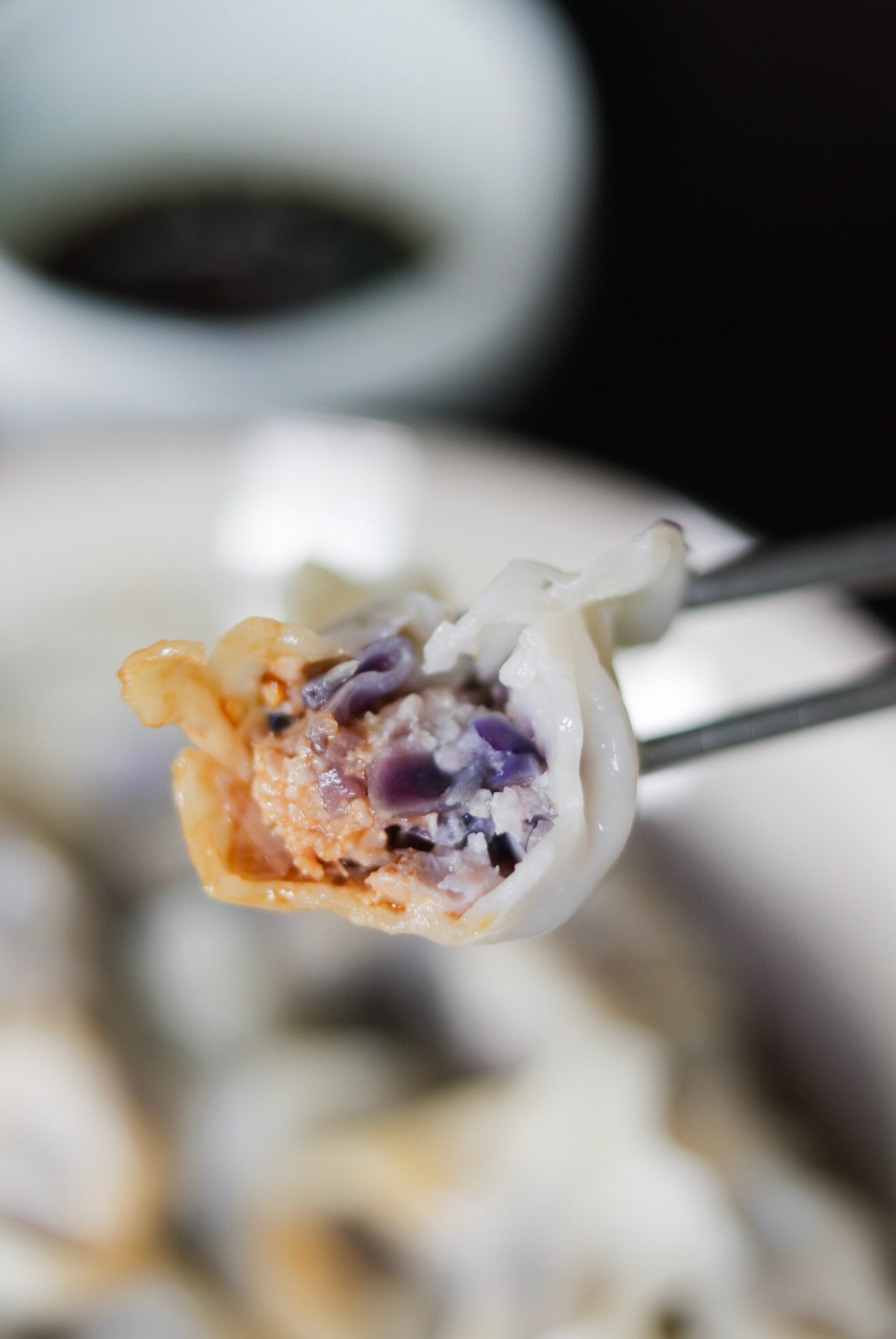 紫甘蓝大肉饺子