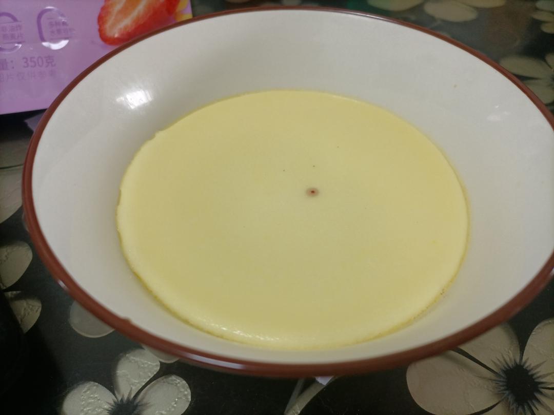 牛奶蒸蛋